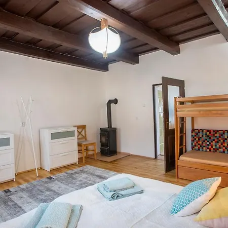 Sofia Veternik C Appartement