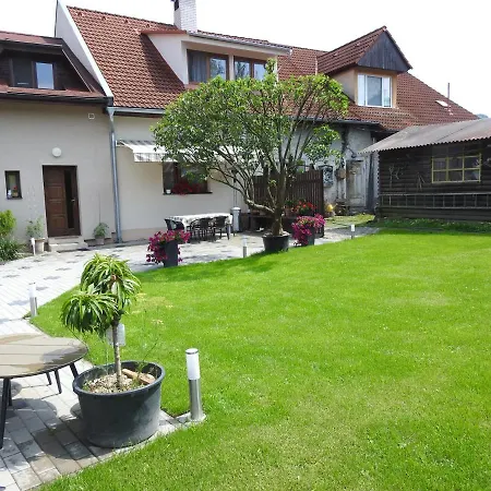 Sofia Veternik C Kremnica